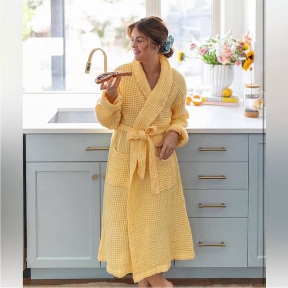 One Wednesday x Jillian Harris Cozy Waffle Knit Robe Yellow Oversized XS - Picture 1 of 10